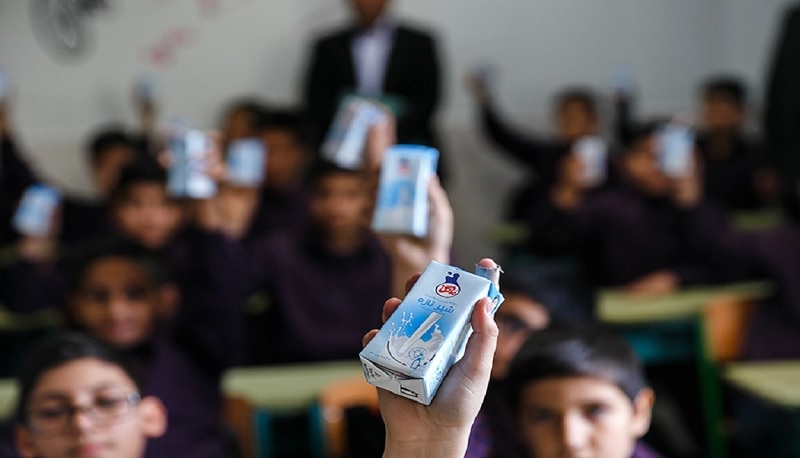 توزیع شیر در مدارس سراسر کشور